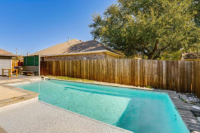 half Mi to Frisco Commons Park Poolside Oasis!